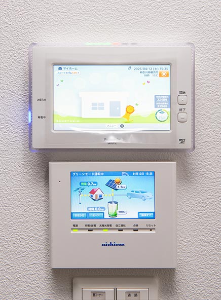 イメージ_東京セキスイハイム建築事例_太陽光発電と蓄電池