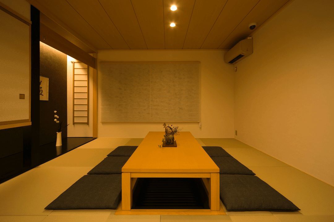 甲府昭和グランツーユー展示場_夜1F和室