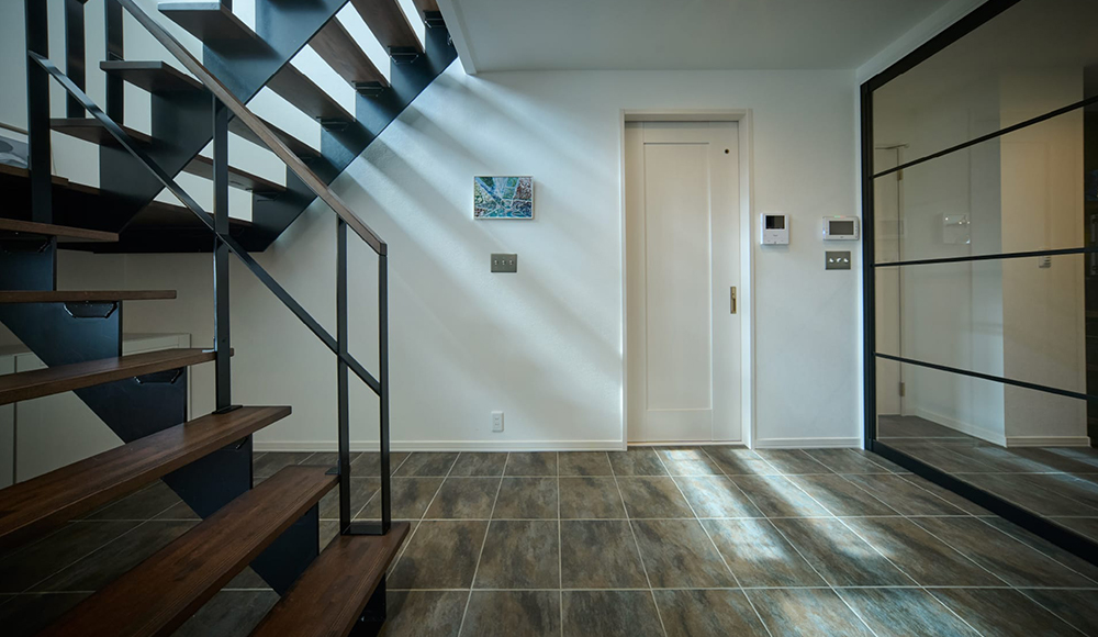 光が季節を告げる家（実例写真）