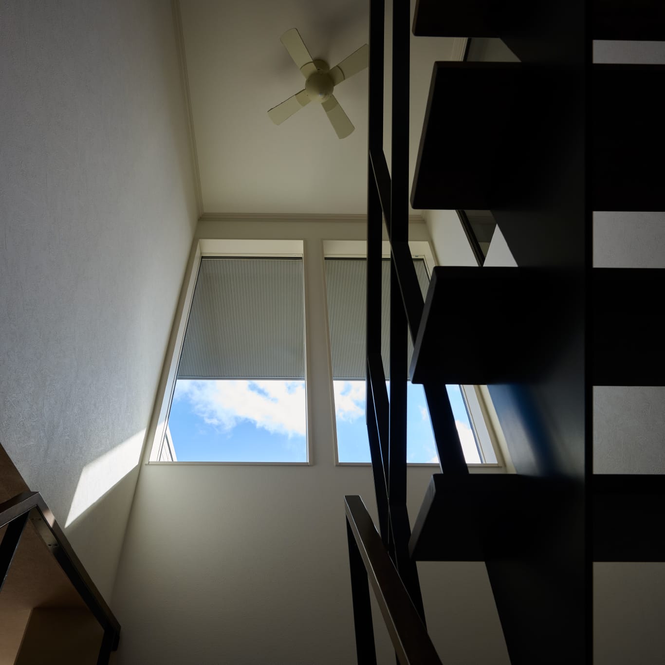 閉じないプライバシー。