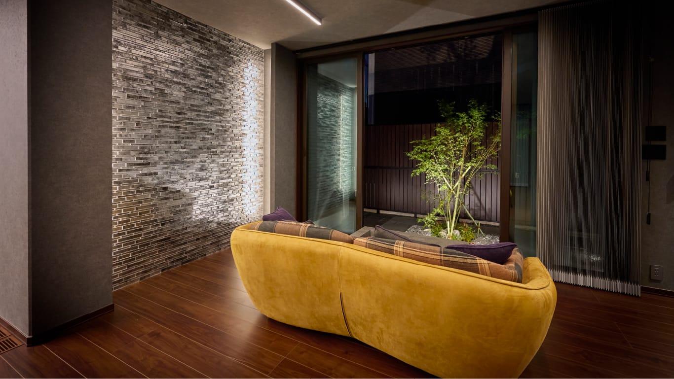 時を忘れる窓辺。