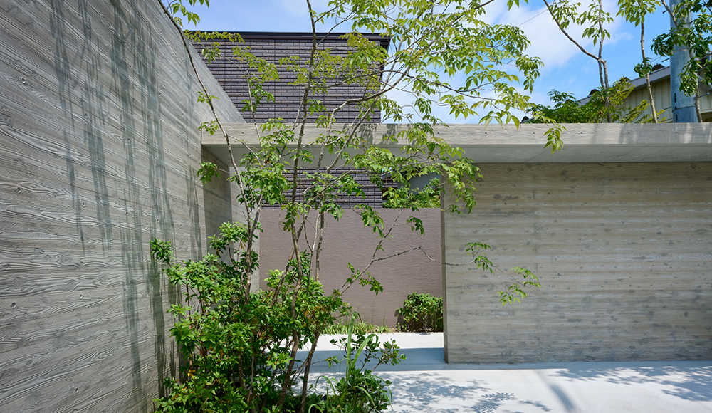 緑陰を愛でる家（実例写真）