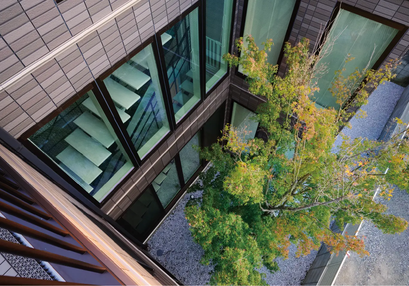 「私」の心を満たすデザイン。