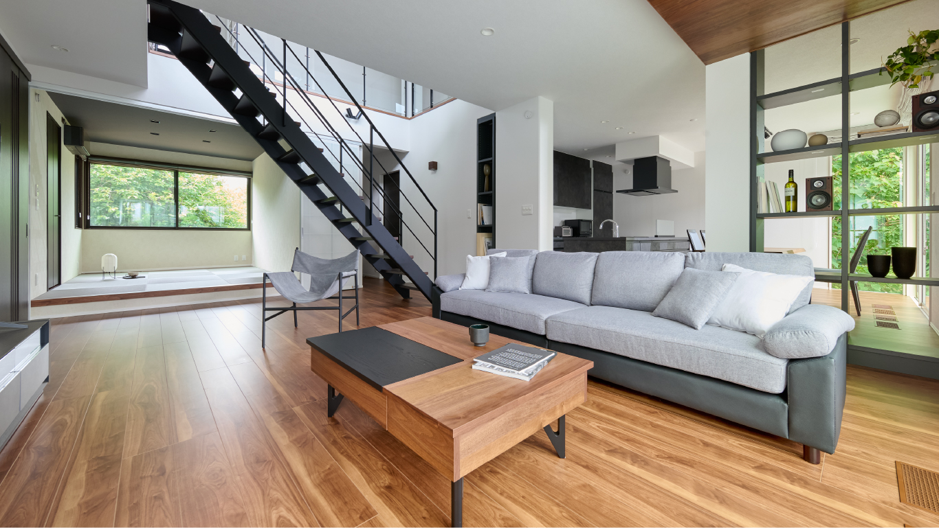 暮らしに四季を飾る窓