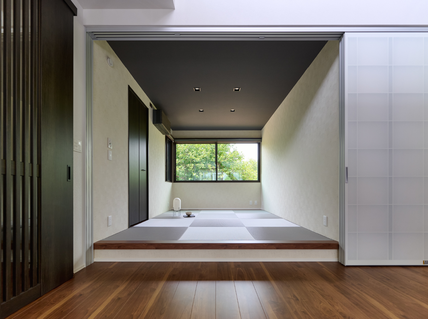 暮らしに四季を飾る窓